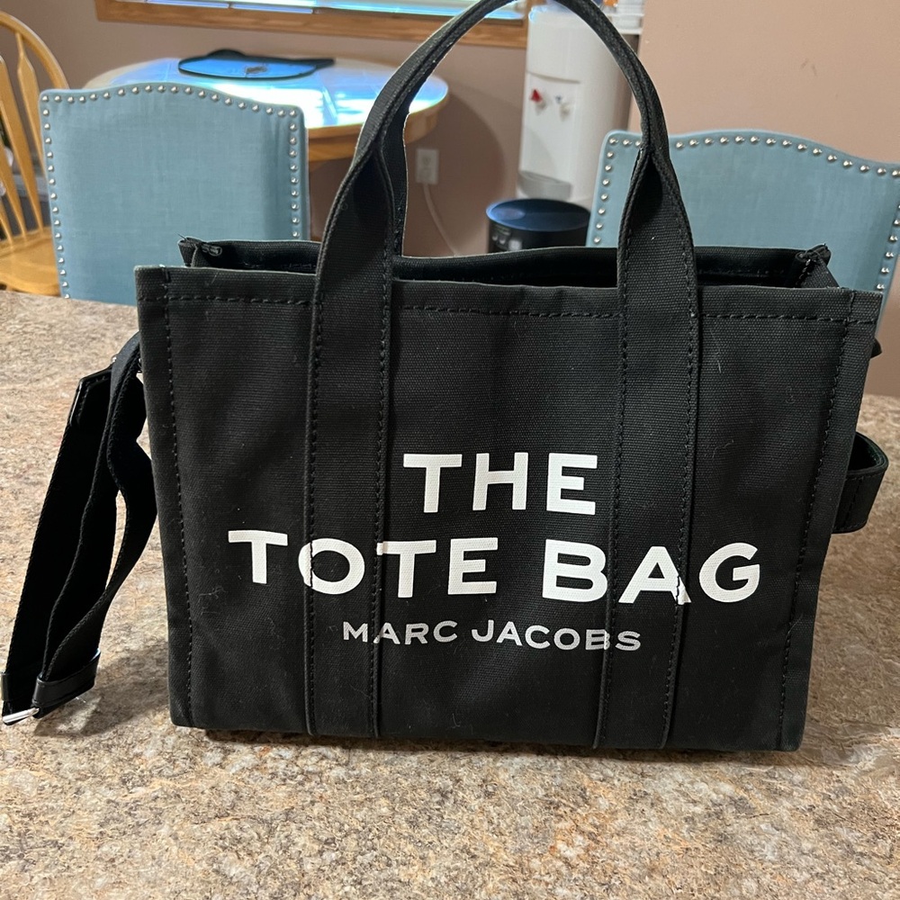 Marc Jacob’s tote bag
